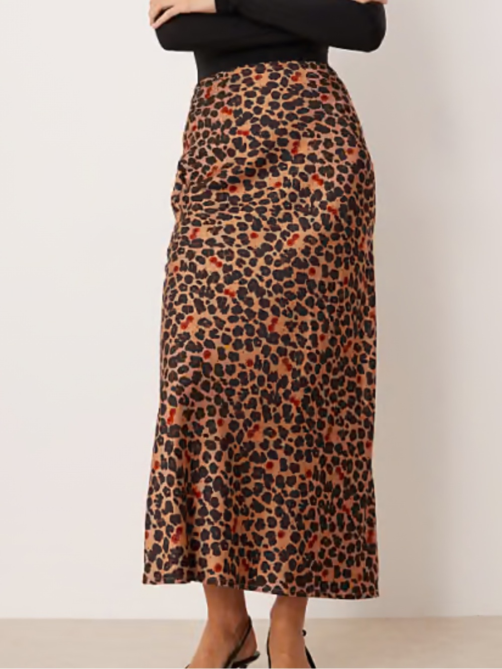 Never Fully Dressed dorris satin maxi skirt in cherry leopard print sz 4